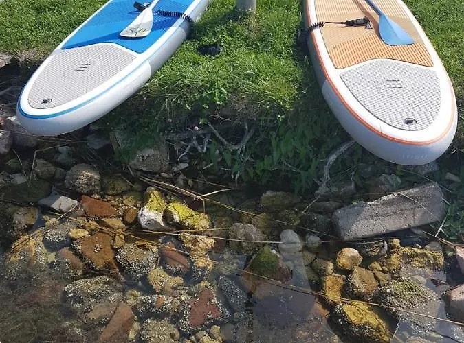 Vízparti üdülő Üdülőközpont *